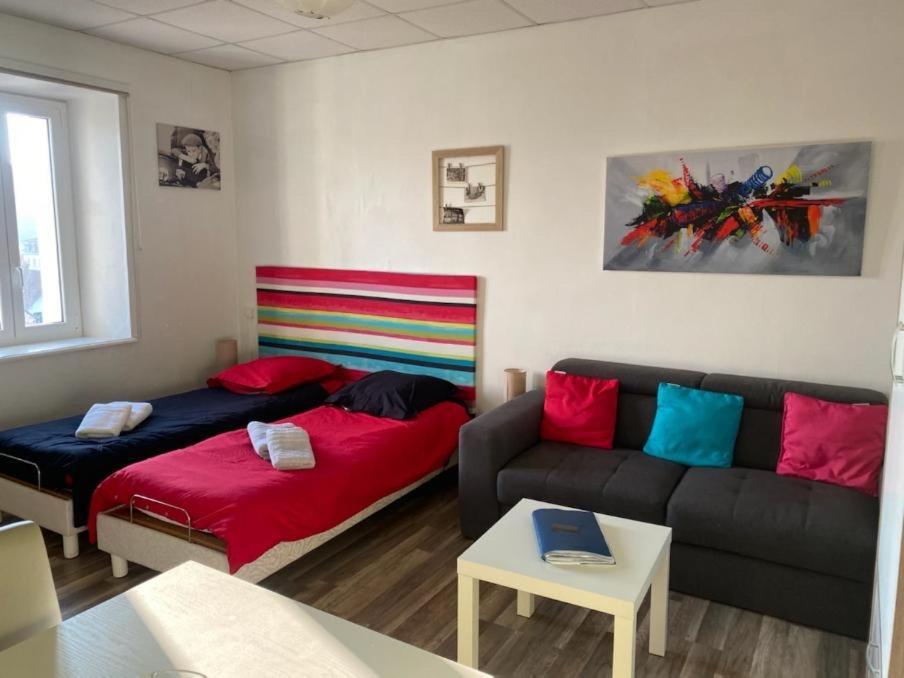 Studio Meuble 3 Etoile 236 Виттель Экстерьер фото